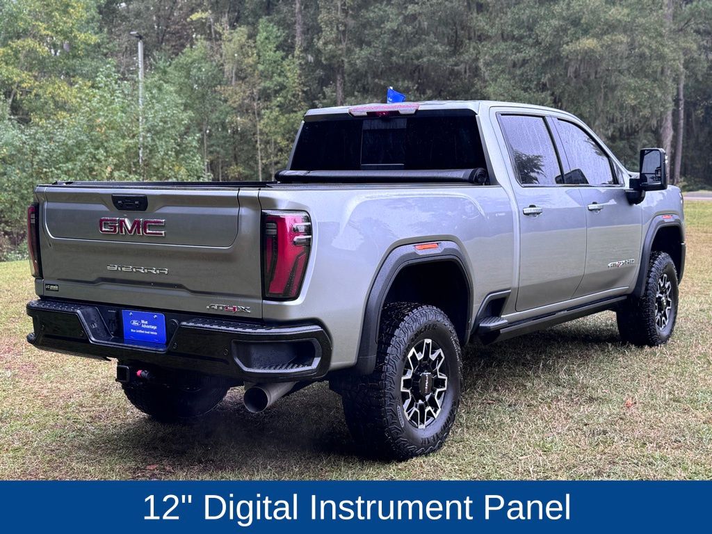 2025 GMC Sierra 2500HD 4WD Crew Cab Standard Bed AT4X