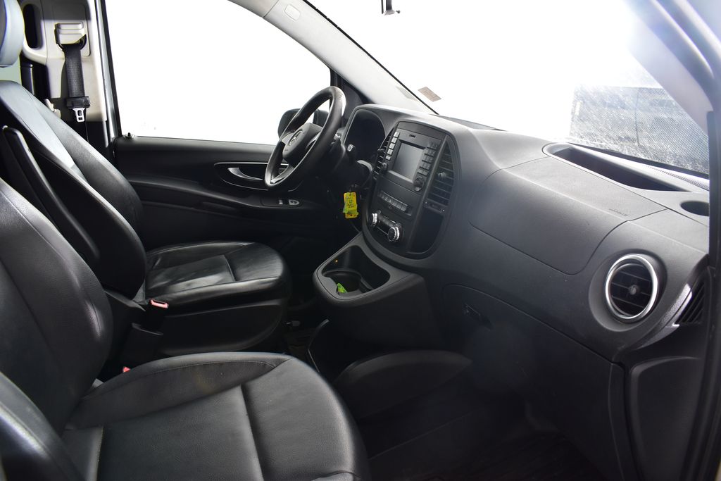 Thumbnail: 2016 Mercedes-Benz Metris - 22