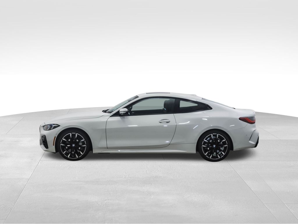 Thumbnail: 2026 BMW 4 Series - 2