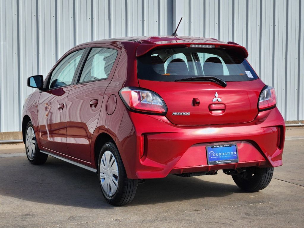 2021 Mitsubishi Mirage ES 5