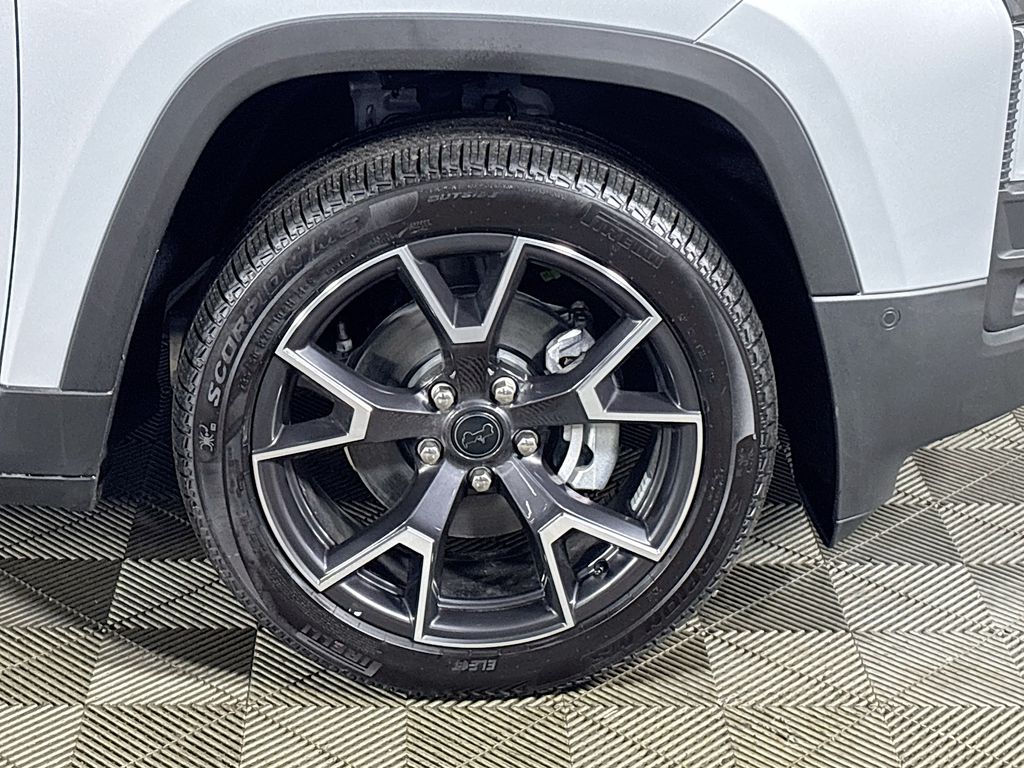 2026 Jeep Cherokee Overland