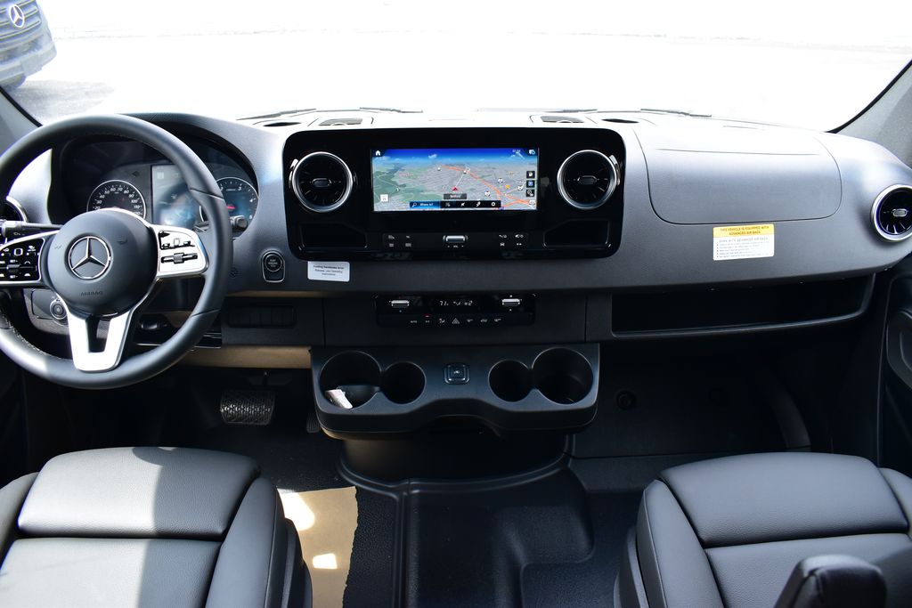 2024 Mercedes-Benz Sprinter 3500 29