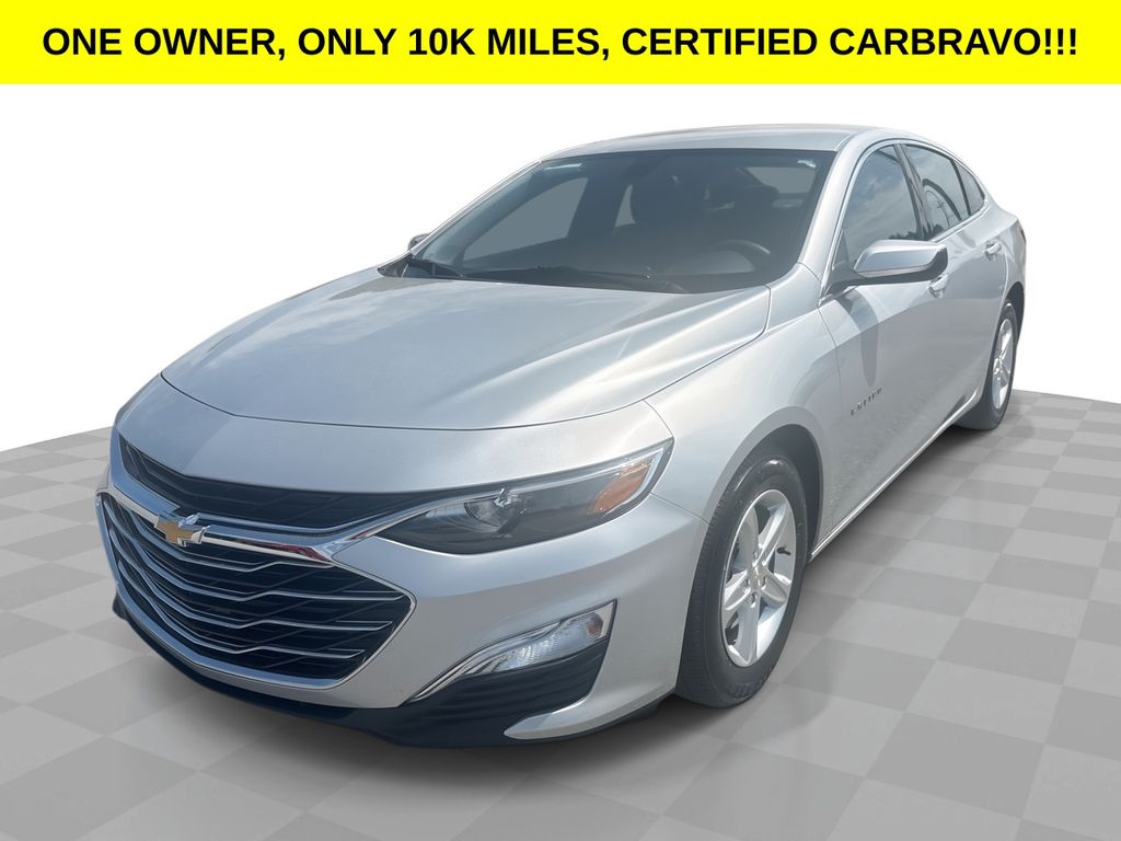 Silver Ice Metallic 2021 Chevrolet Malibu LS FWD Sedan Front-Wheel Drive Continuously Variable Transmission