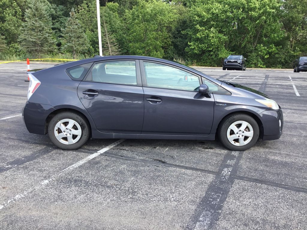 Thumbnail: 2011 Toyota Prius - 6