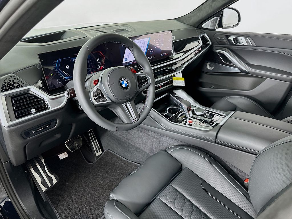 2025 BMW X6 M 9