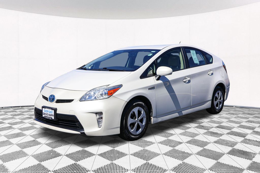 2012 Toyota Prius One 12