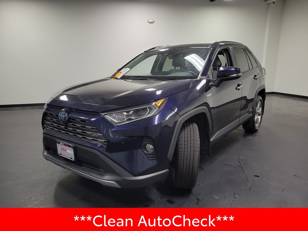 View vehicle photo 4
