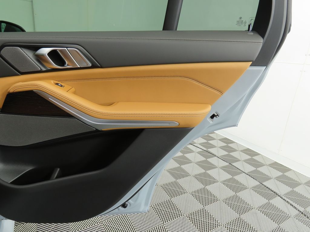 Thumbnail: 2026 BMW X5 - 27