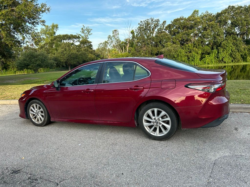 Thumbnail: 2021 Toyota Camry - 3