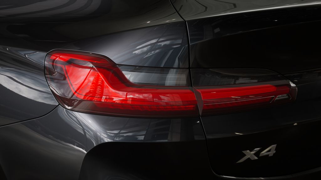 Thumbnail: 2025 BMW X4 - 8