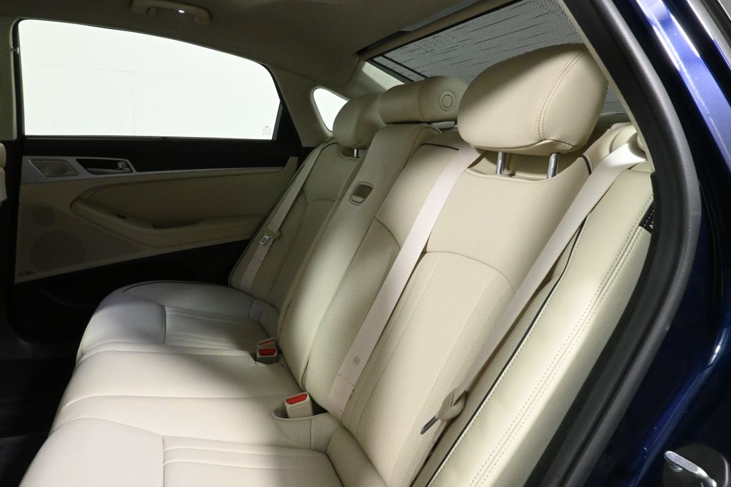 Thumbnail: 2019 Genesis G80 - 4