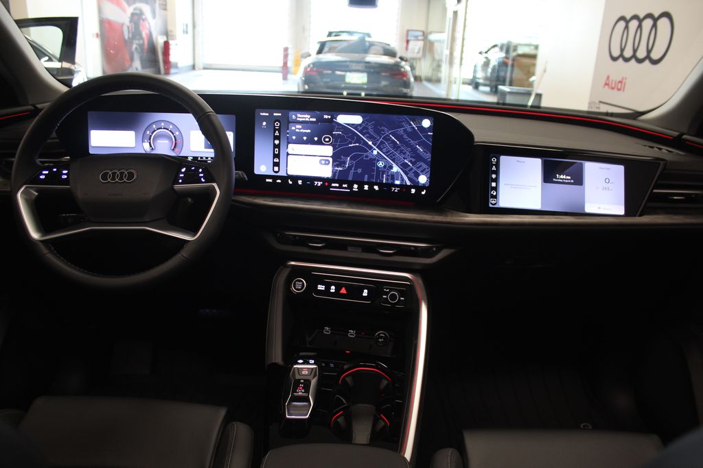 Thumbnail: 2026 Audi Q5 - 10