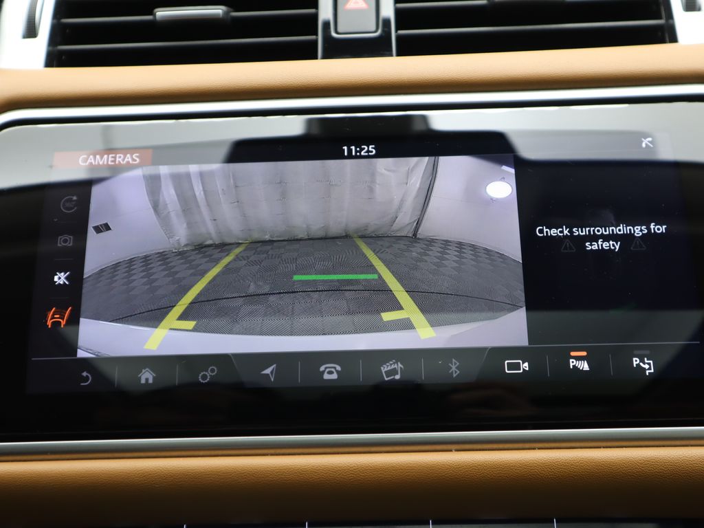 Thumbnail: 2019 Land Rover Range Rover Sport - 15