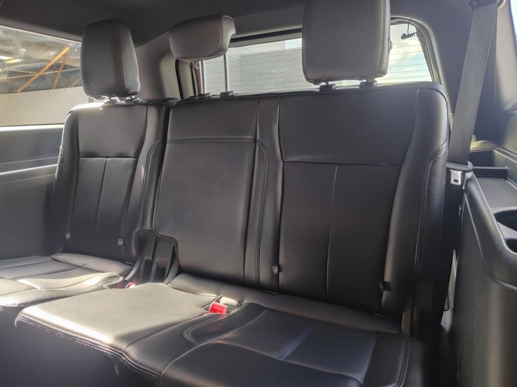 Used Car 2020 Ford Expedition Max  Xlt For Sale Under $30,000 In Austin, Texas