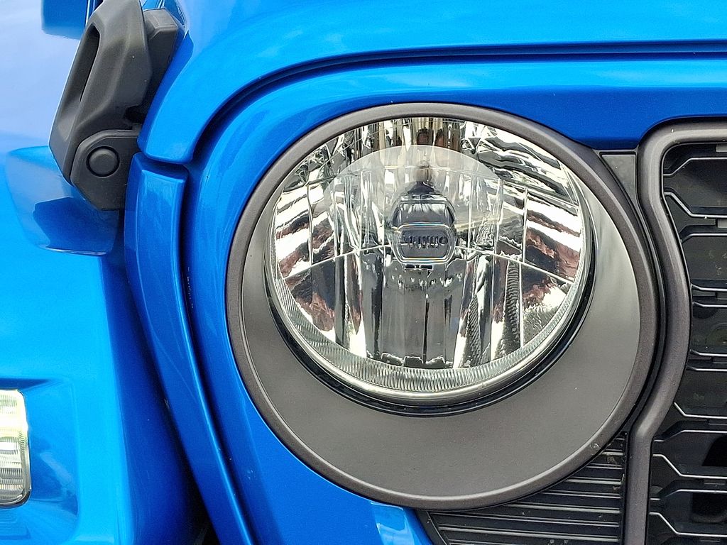 Thumbnail: 2024 Jeep Wrangler - 9