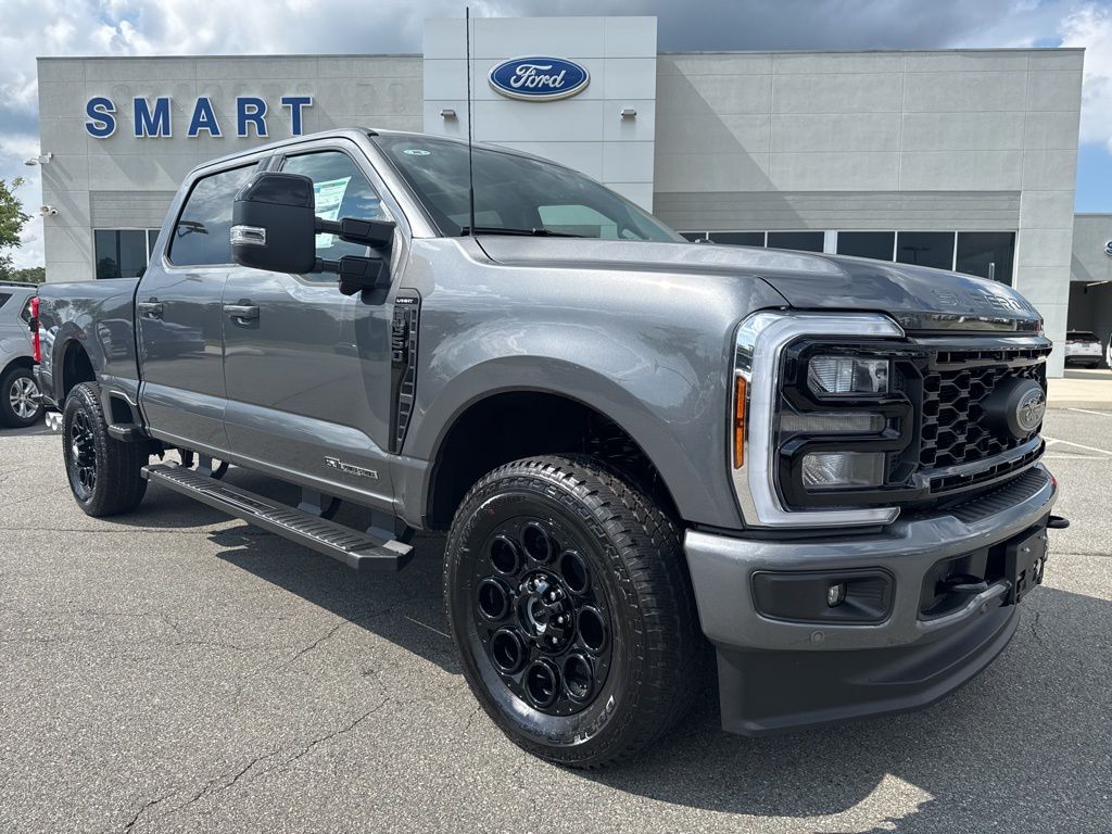 2025 Ford F-350SD Lariat 