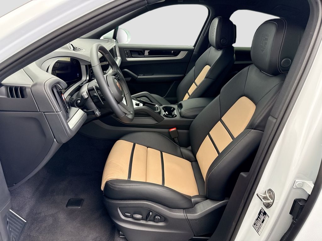 Thumbnail: 2026 Porsche  - 5