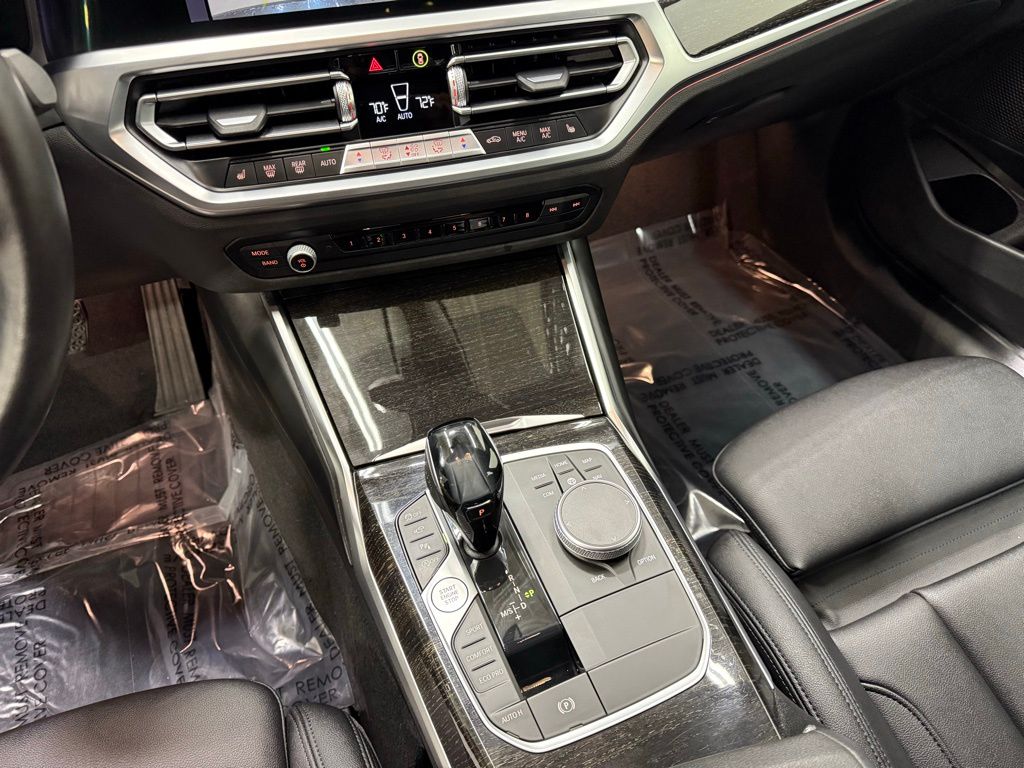 2021 BMW 3 Series 330i xDrive 18