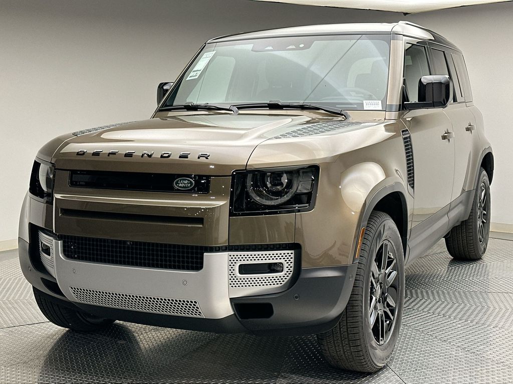 2025 Land Rover Defender 110 -
                Englewood, NJ