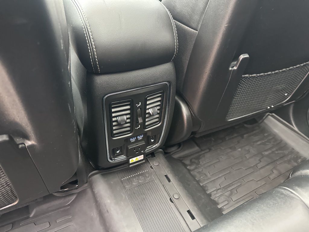 Used Car 2021 Jeep Grand Cherokee  80th Anniversary Edition For Sale Under $30,000 In Austin, Texas