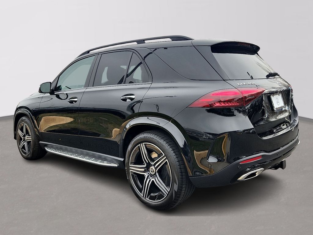 Thumbnail: 2026 Mercedes-Benz GLE - 4
