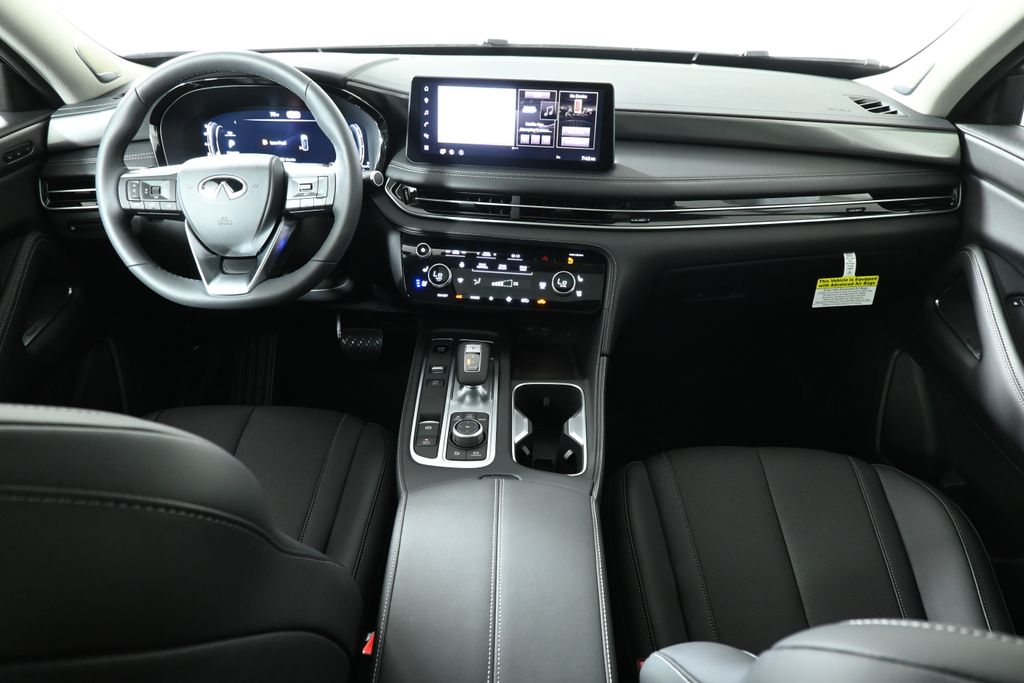 Thumbnail: 2026 INFINITI QX60 - 4