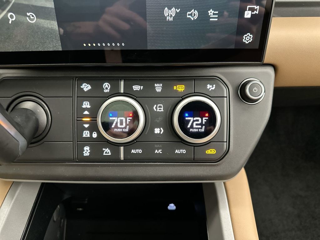 Thumbnail: 2026 Land Rover Defender - 22