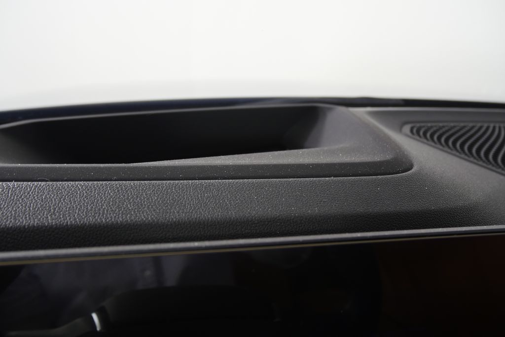 Thumbnail: 2023 BMW i4 - 22