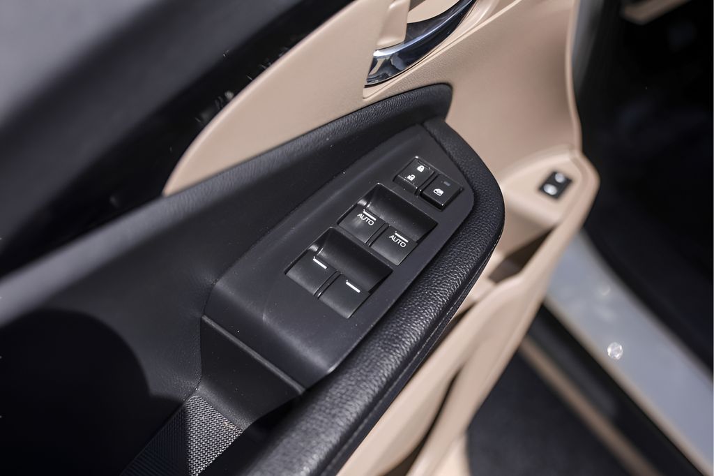 Used Car 2019 Honda Pilot  Elite For Sale Under $30,000 In Austin, Texas