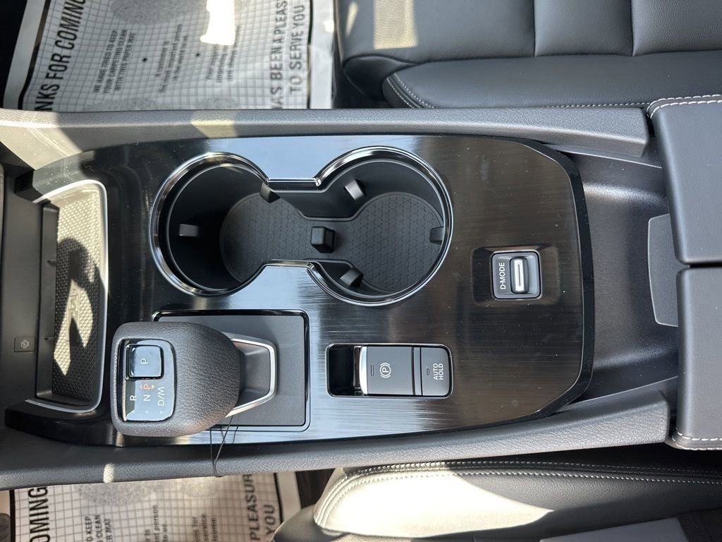2025 Boulder Gray Pearl Nissan Rogue SL FWD SUV