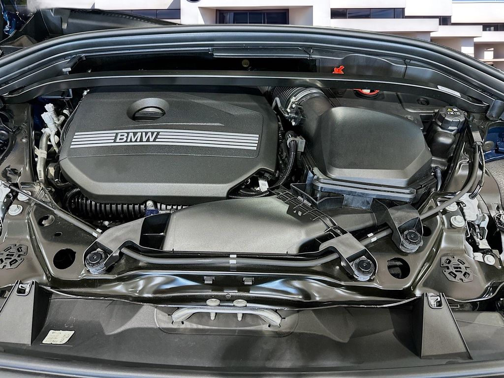 Used 2026 Blue BMW xDrive28i image 31