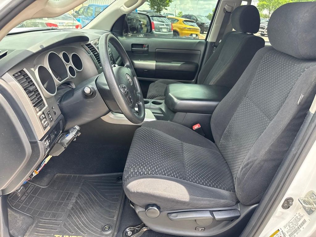 Used 2012 Super White Toyota Grade image 6