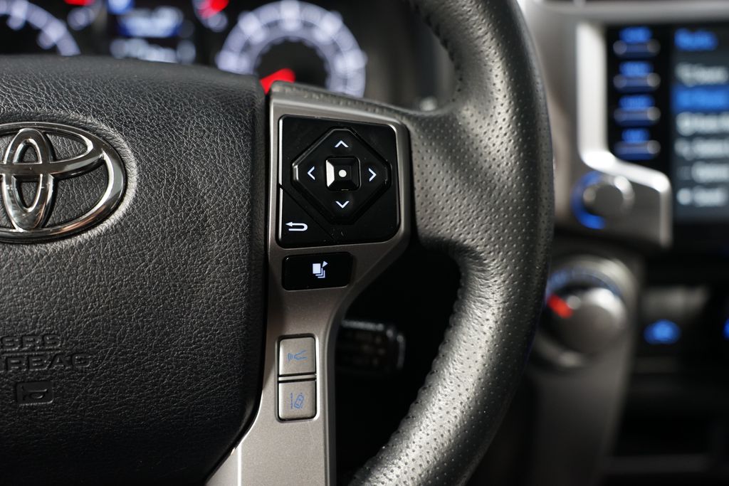 2022 Toyota 4Runner SR5 14