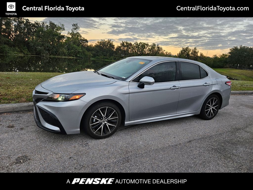 2023 Toyota Camry SE -
                Orlando, FL