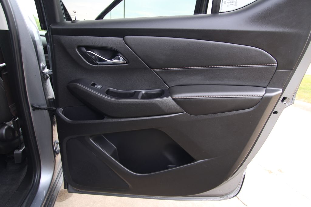 Used 2020 Chevrolet Traverse SUV