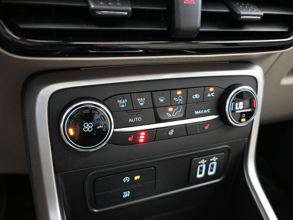 2022 Ford EcoSport Titanium