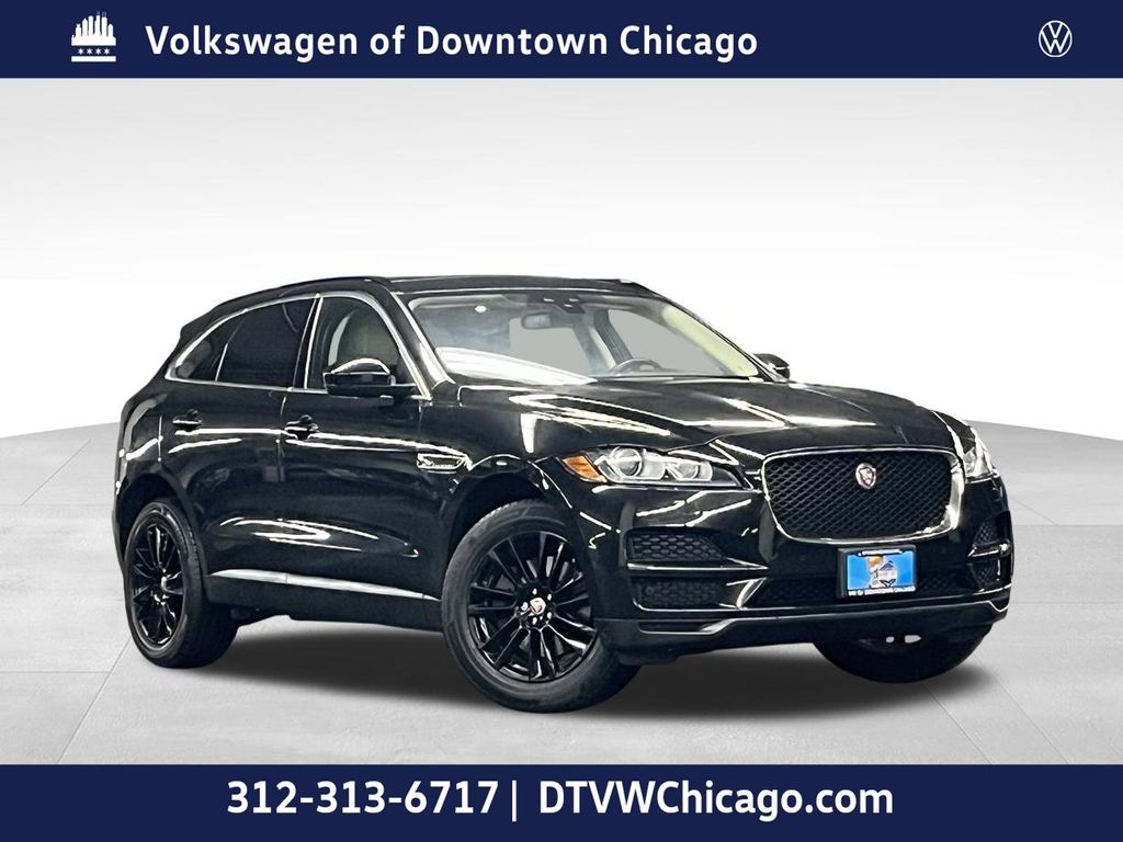 2017 Jaguar F-PACE 35t Prestige