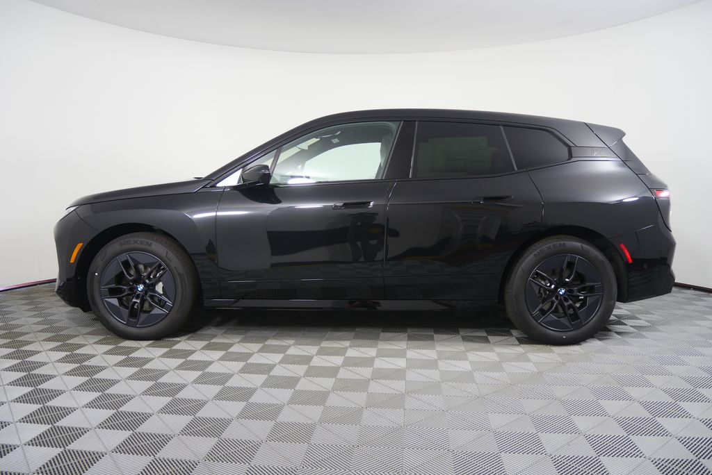 Thumbnail: 2026 BMW iX - 6