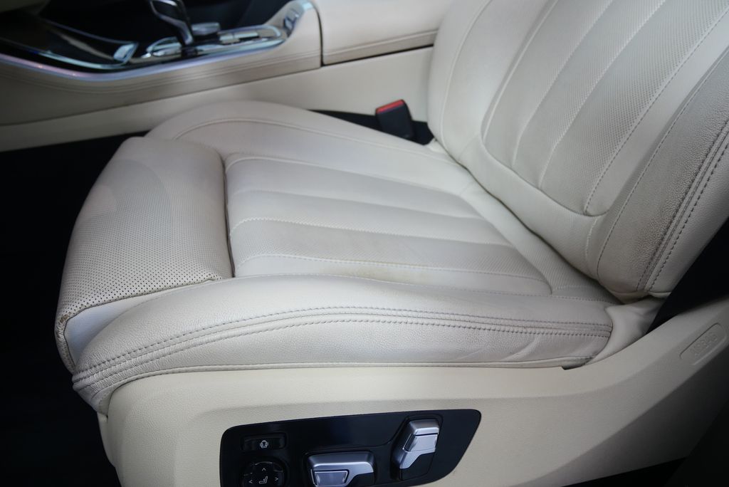 Thumbnail: 2021 BMW X5 - 9