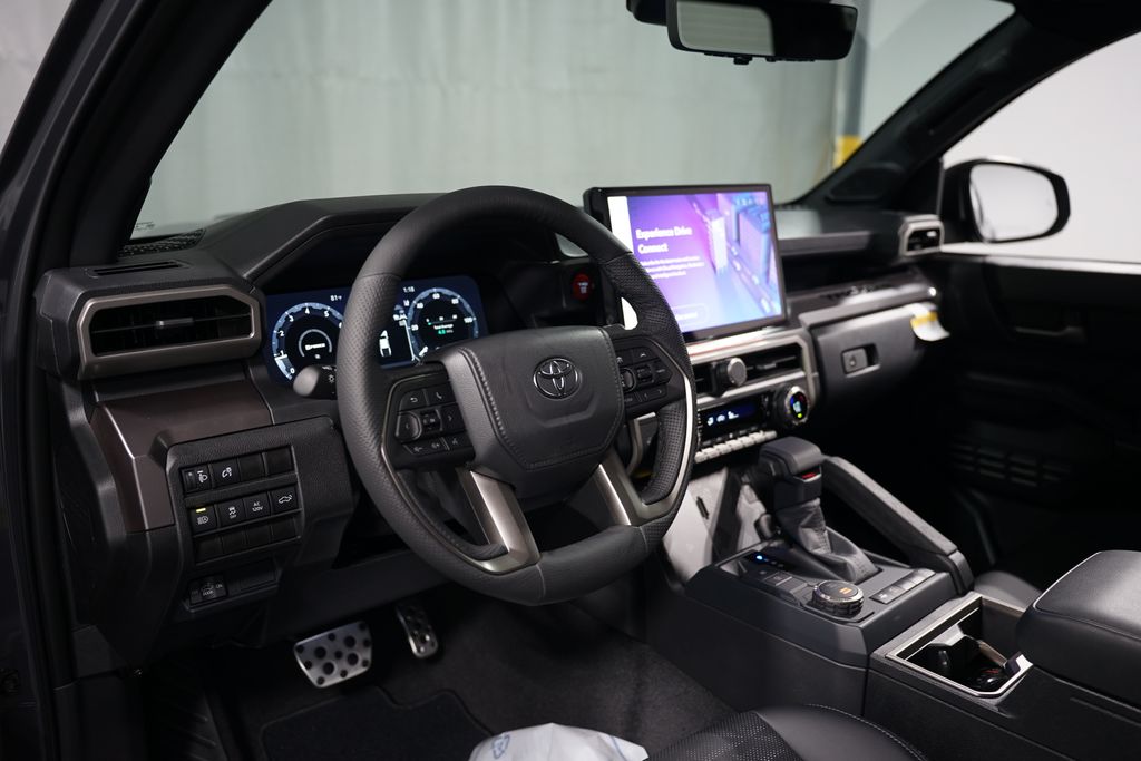 2025 Toyota Tacoma TRD Sport 12