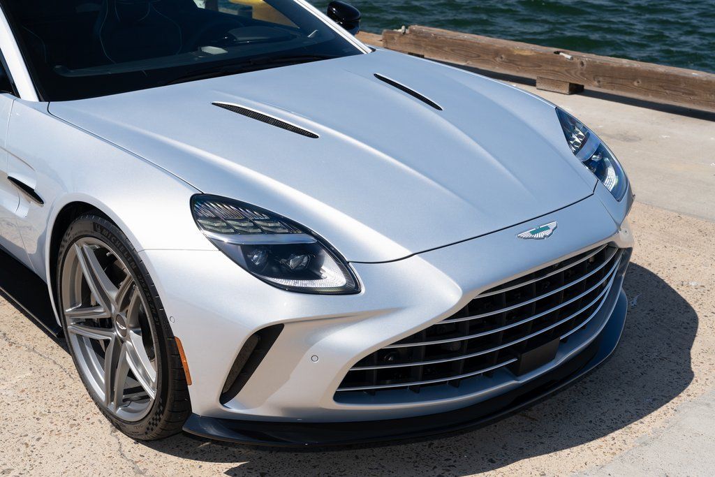 2026 Aston Martin Vantage Base - Photo 9