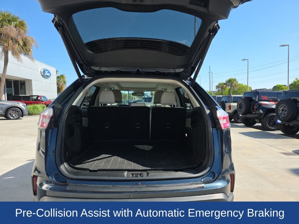 2024 Ford Edge Titanium