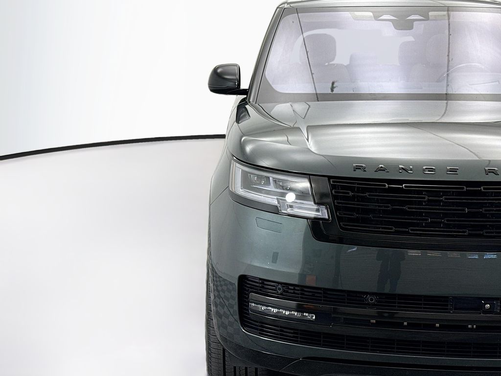 Thumbnail: 2023 Land Rover Range Rover - 12