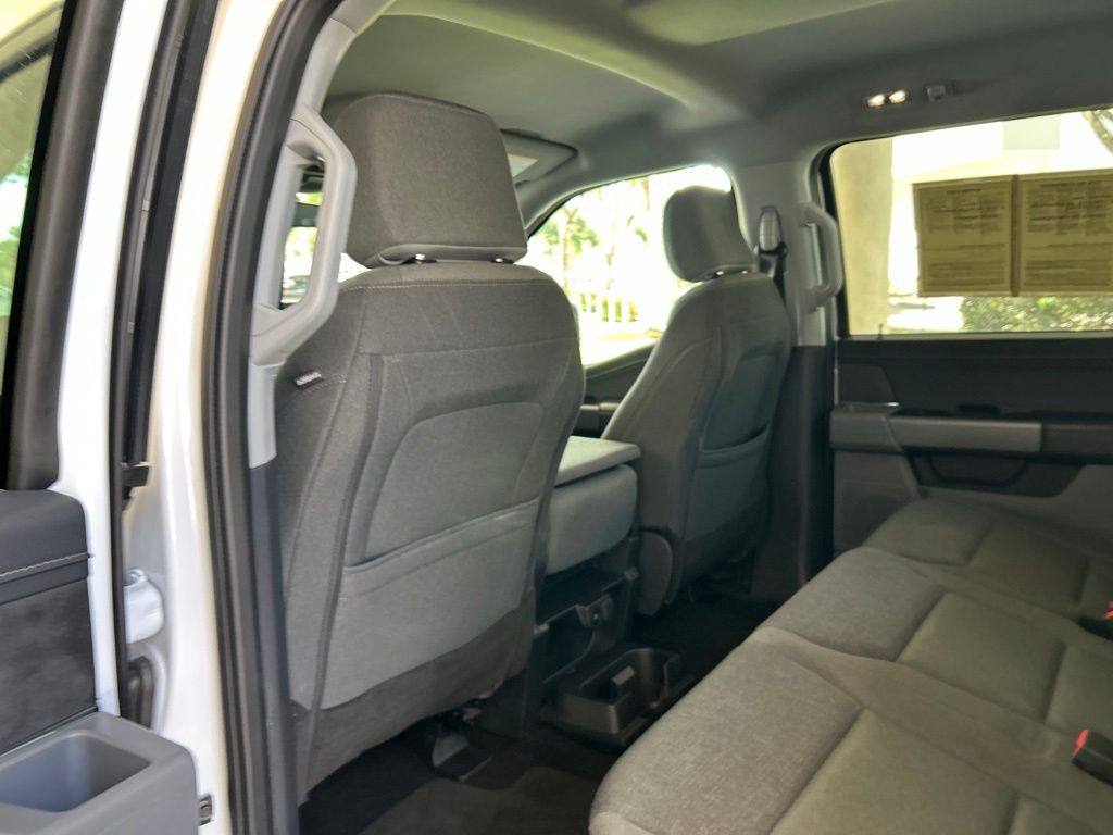 Used 2025 White Ford XLT image 38