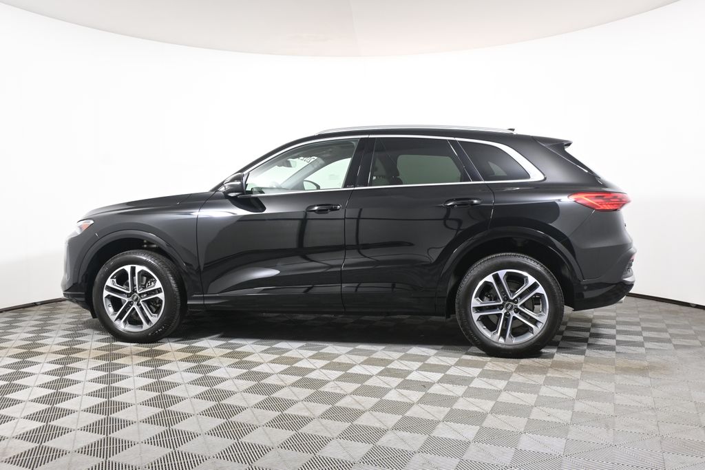 Thumbnail: 2025 Audi Q5 - 2