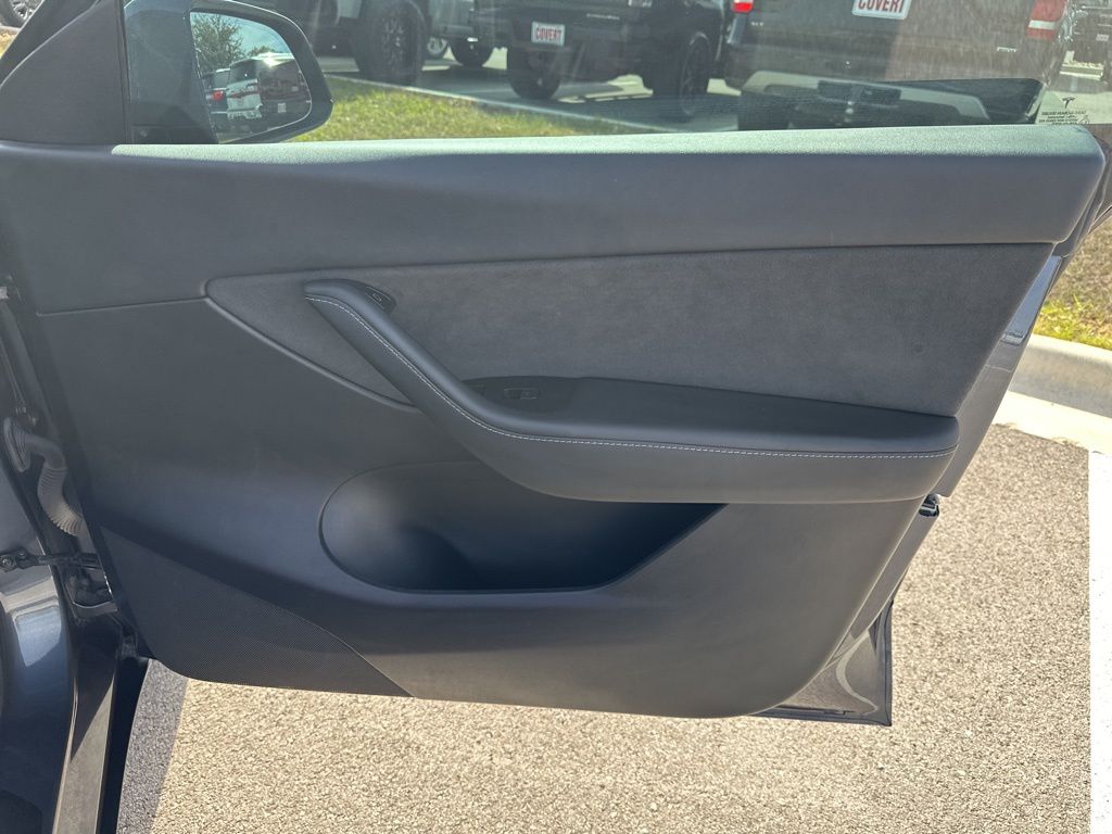 Used Car 2022 Tesla Model Y  Long Range For Sale Under $30,000 In Austin, Texas