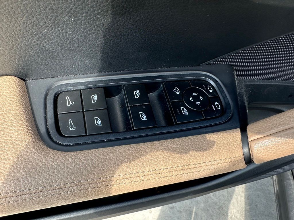 Thumbnail: 2024 Porsche Cayenne - 20