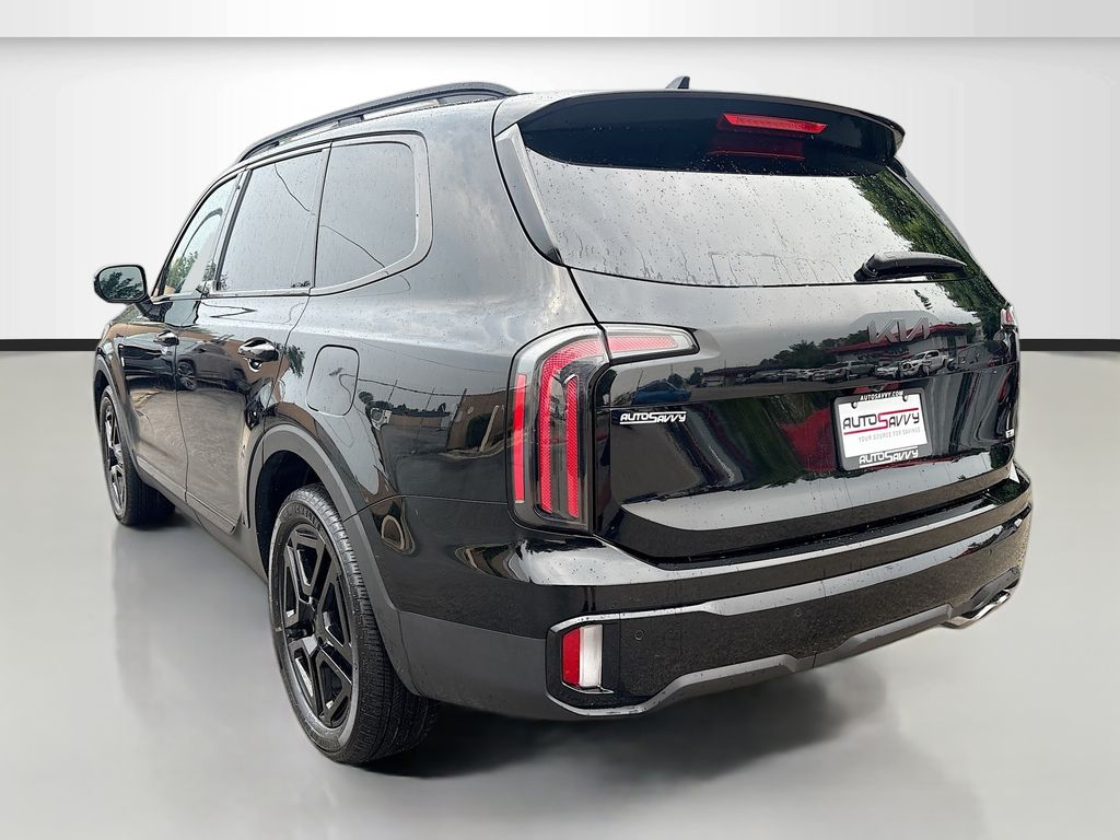 Used 2025 Black Kia SX X-Line image 5
