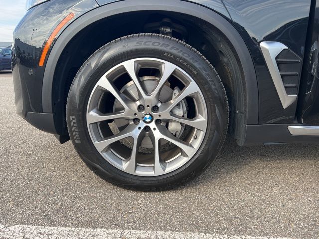 2025 BMW X5