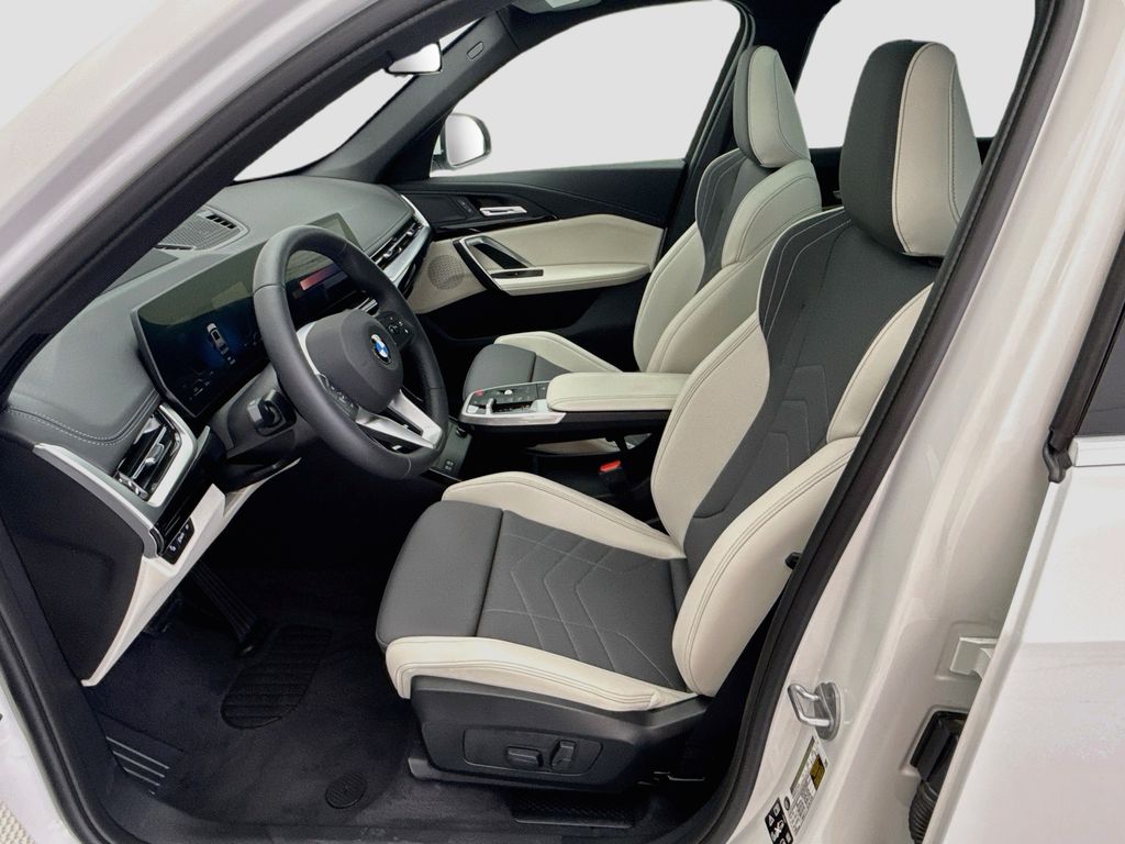New 2027 White BMW xDrive28i image 18